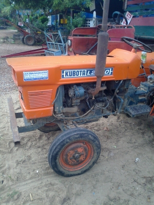 รถไถ KUBOTA L-2000 เพลาตรง สภาพพร้อมใช้
