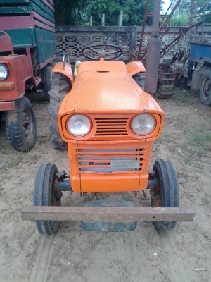 รถไถ KUBOTA L-2000 เพลาตรง สภาพพร้อมใช้