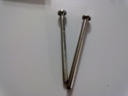 ขายไกรอด แสตนเลส ของ CZ75คอมแพค 2อัน 550รวมส่งEMS