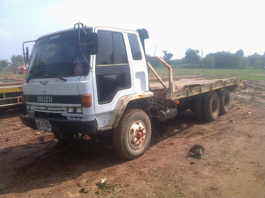 ขายรถเทรนเลอร์210 ISUZU 2เพลาสวยพร้อมใช่้หางแข็งขึ้น200อยู่ทะเบียนพร้อมโอน