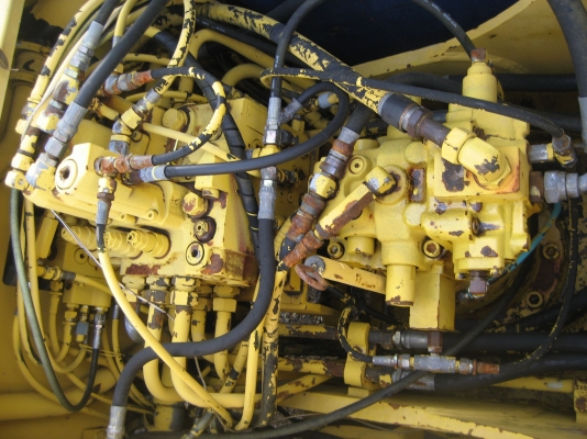 รถขุดKOBELCO   SK120-1เก่านอกแท้  085-4288184