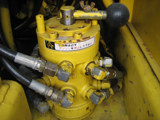 รถขุดKOBELCO   SK120-1เก่านอกแท้  085-4288184