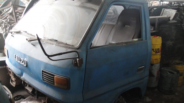 หัวรถ ISUZU TL