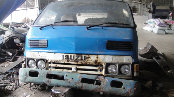 หัวรถ ISUZU KS สภาพดีของครบ ยกใส่รถวิ่งได้เลย
