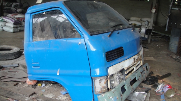 หัวรถ ISUZU KS สภาพดีของครบ ยกใส่รถวิ่งได้เลย หัวรถ ISUZU KS สภาพดีของครบ ยกใส่รถวิ่งได้เลย