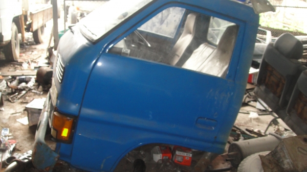 หัวรถ ISUZU KS สภาพดีของครบ ยกใส่รถวิ่งได้เลย หัวรถ ISUZU KS สภาพดีของครบ ยกใส่รถวิ่งได้เลย