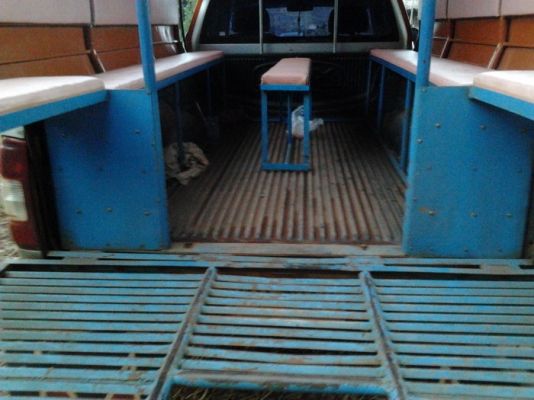 ISUZU D-MAX SPARK EX 2.5 Ddi i-TEQ MT ปี 2008 กระบะมีหลังคาโดยสาร รถบ้านสภาพดีมากครับ เครื่องดี ภายในเก๋งครบ ช่วงล่างแน่นดี ยางสภาพดี 70\% พร้อมใช้งาน เอกสารทะเบียนภาษีไม่ขาดพร้อมโอนสิทธิ์ได้เลยครับ