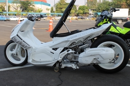 ขายแลกจักรยานเสือภูเขา/ดาวน์ฮิลล์แต่งๆๆ ขายแลกจักรยานเสือภูเขา/ดาวน์ฮิลล์แต่งๆๆ