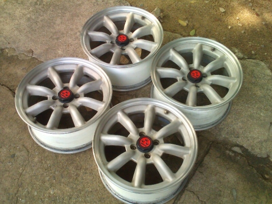 ล้อกล้วยWATANABE--4รู100--F8--หน้า7--หลัง7.5--OFF.20 ฝาล้อแท้+จุ๊บแท้