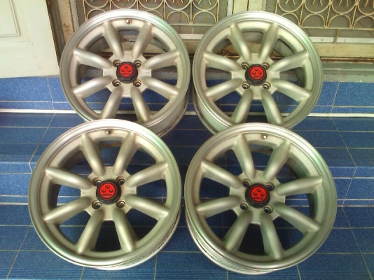 ล้อกล้วยWATANABE--4รู100--F8--หน้า7--หลัง7.5--OFF.20 ฝาล้อแท้+จุ๊บแท้