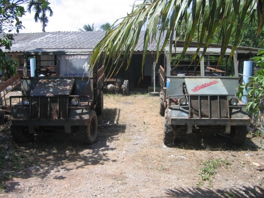 ขายรถเพื่อการเกษตร 4WD เพลาลอยของโตโย เครื่องอีซุ 2400 ซีซี