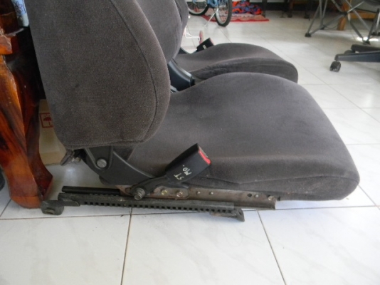 เบาะซิลเวียร3000บาท