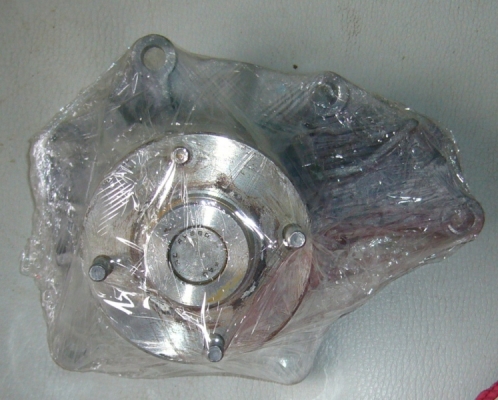 ขายปั้มน้ำ ISUZU สภาพดี เพิ่งถอดออก ขาย 500 บาท