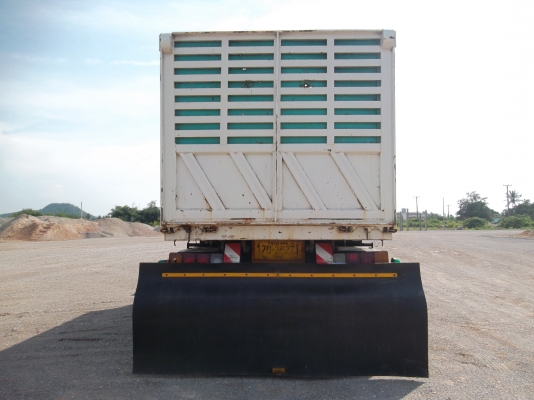 รถบรรทุก 22 ล้อ