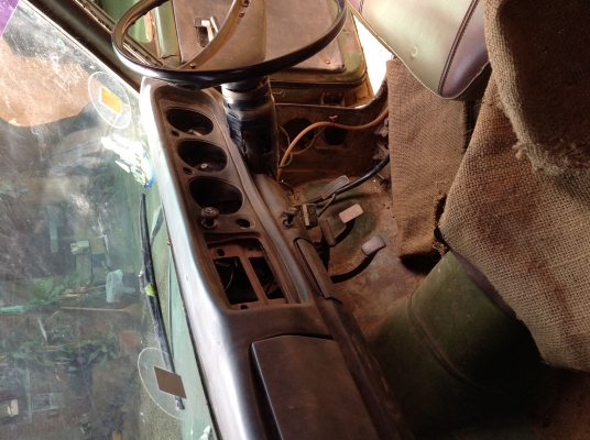 ขาย Datsun 620 ช้างเหยียบ สภาพแห้งๆ สตาร์ทติดวิ่งได้ ขาย Datsun 620 ช้างเหยียบ สภาพแห้งๆ สตาร์ทติดวิ่งได้