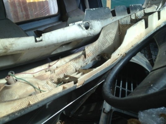 หัวเก๋ง ยี่ห้อ ISUZU รุ่น NPR