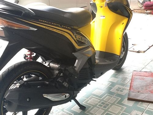 MIO125GTXรถปี2011ตัวท็อปล้อแม็กแท้ศูนย์มีเส้นรอบวงสีเดียวกับชุดสีสวยกริ้บพร้อมใช้0861030887