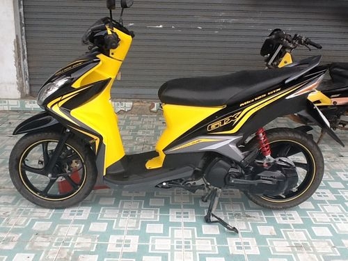 MIO125GTXรถปี2011ตัวท็อปล้อแม็กแท้ศูนย์มีเส้นรอบวงสีเดียวกับชุดสีสวยกริ้บพร้อมใช้0861030887