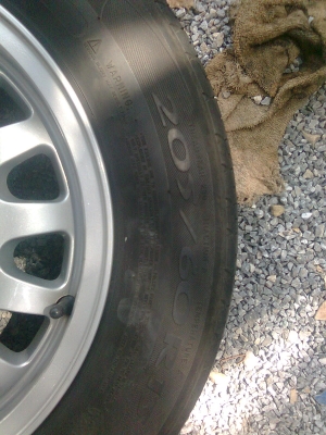 ขายแม็กBMWขอบ15+ยางMICHELIN205-60-r15ปี2010 ขายแม็กBMWขอบ15+ยางMICHELIN205-60-r15ปี2010