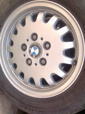 ขายแม็กBMWขอบ15+ยางMICHELIN205-60-r15ปี2010