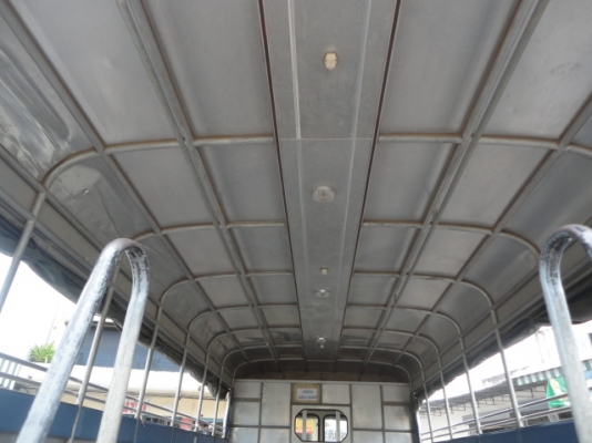 6 ล้อ HINO เครื่อง 210 แรง กะบะยาว 5.50 เมตร พร้อมใช้ทันที