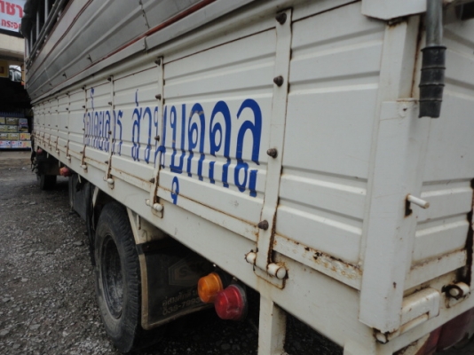 6 ล้อ HINO เครื่อง 210 แรง กะบะยาว 5.50 เมตร พร้อมใช้ทันที