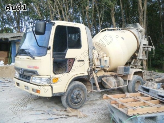 รถบรรทุก 6 ล้อ โม่ปูน ยี่ห้อ HINO โม่ปูน 2.5 คิว (ขายรวม 2 คัน)