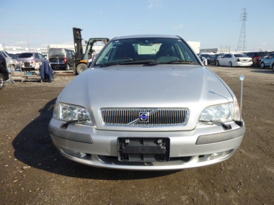 ขายหัวตัดและอะไหล่ VOLVO S40 TURBO !!!!เครื่องยนต์แท้ B4204 2000 CC เหมาะกับอู่และลูกค้าที่ต้องการเค