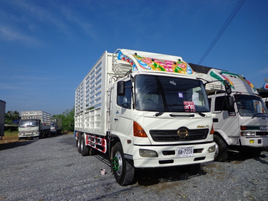 HINO MEGA FL1J 10 ล้อ 1 เพลา รถห้าง 220 แรงม้า JO8C TURBO INTERCOOLER EURO2 กระบะเหล็กคอกสูง ยาว 7.5 HINO MEGA FL1J 10 ล้อ 1 เพลา รถห้าง 220 แรงม้า JO8C TURBO INTERCOOLER EURO2 กระบะเหล็กคอกสูง ยาว 7.5