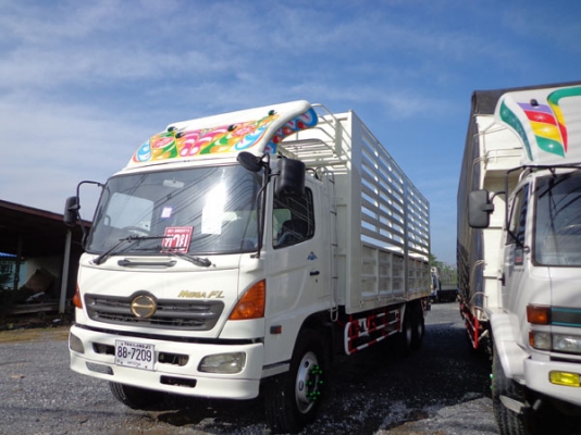 HINO MEGA FL1J 10 ล้อ 1 เพลา รถห้าง 220 แรงม้า JO8C TURBO INTERCOOLER EURO2 กระบะเหล็กคอกสูง ยาว 7.5 HINO MEGA FL1J 10 ล้อ 1 เพลา รถห้าง 220 แรงม้า JO8C TURBO INTERCOOLER EURO2 กระบะเหล็กคอกสูง ยาว 7.5