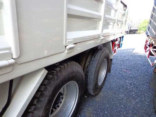 HINO MEGA FL1J 10 ล้อ 1 เพลา รถห้าง 220 แรงม้า JO8C TURBO INTERCOOLER EURO2 กระบะเหล็กคอกสูง ยาว 7.5