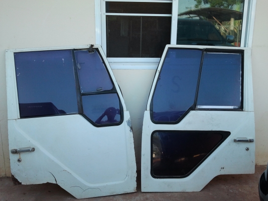 ขายประตู MITSUBISHI FUSO 527