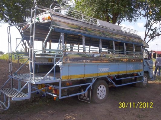 ขายอิซูซุ  110 แรงม้าหลังคาโดยสาร  ราคา350000