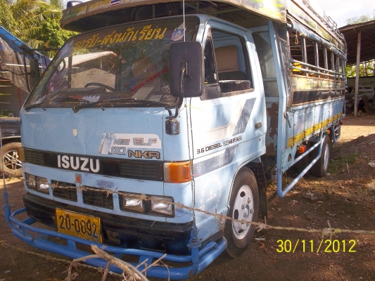 ขายอิซูซุ  110 แรงม้าหลังคาโดยสาร  ราคา350000