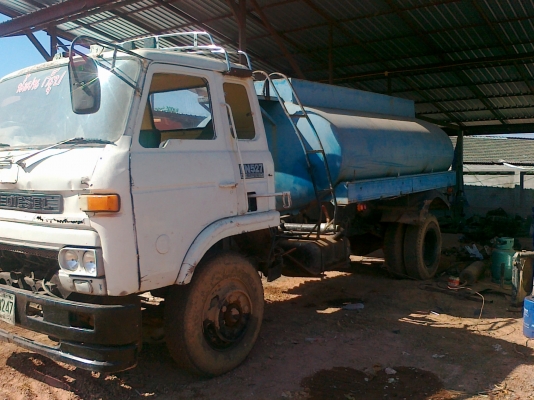 ขายรถบรรทุกน้ำ NISSAN UD 165 HP