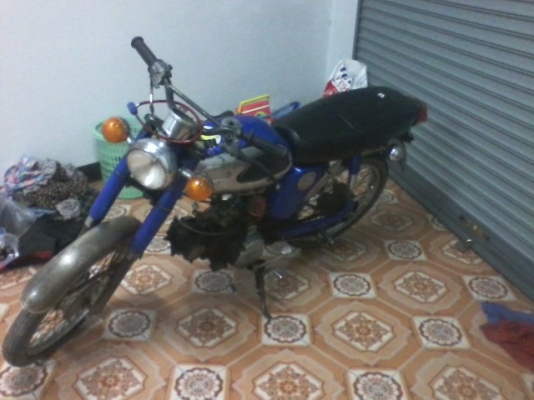 punk1994classicขายรถถูกๆซักคันYAMAHA YL2วางเครื่องSMASHมีเล่มทะเบียนโอนรถสพาดดีขี่ได้เครื่องพึ่งทำมาแรงๆๆขอเปิดราคาที่13000บาทรถอยู่ชลบุรีสนใจลดราคาได้ไม่มีปัญหาเรื่องราคาขอแค่โทรมา 087-5046004