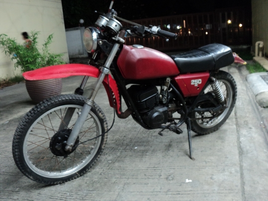 วุฒินนบุรี//วิบากตัวโหดซูซูกิTS250ccแรงๆขับมันๆเก๋าๆมีทะเบียนพร้อมโอน