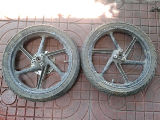 ขายล้อแม็กhonda ns1 ยกชุด 4300 บาท