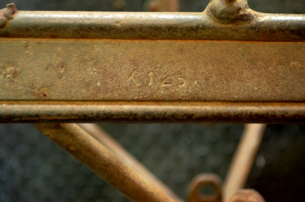 ขายตะแกรงเหล็กงานเก่า