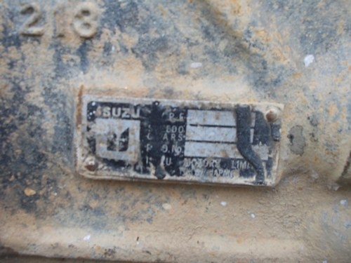 ขายเกียร์ อีซูสุซุปเปอร์ร็อกกี้210 พร้อมเพลากลาง2ท่อน15000ครับ