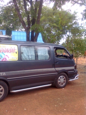 ขายรถตู้toyota hiace ปี96 ลดแล้ว