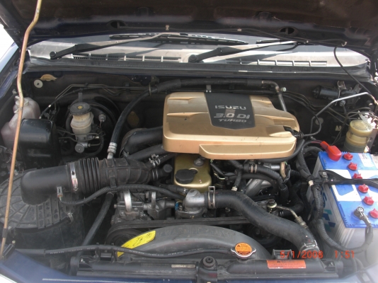 ISUZU D-MAX 2004 ลดราคาแล้ว เหลือ 359000 บาท จากเดิม 379000 บาทลดอีกแล้วลดไปเลยปีใหม่นี้ จัดเต็ม