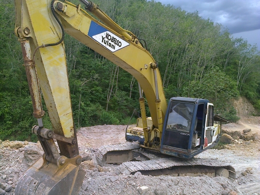 ขาย รถขุดSK200-/// Yutaniสวยใช้ได้ สภาพดี ไม่โหลด เอกสารชุดใบอินวอยล์