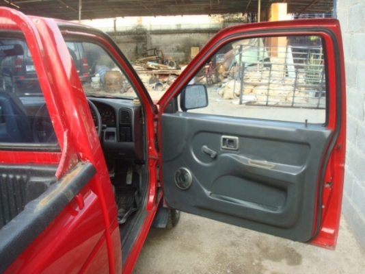 รถนิสสัน (NISSAN) หัวเดียว เดิมๆๆๆๆๆๆ ให้ช่างมาดูได้ รถปี 97 ขาย 148,000 รถนิสสัน (NISSAN) หัวเดียว เดิมๆๆๆๆๆๆ ให้ช่างมาดูได้ รถปี 97 ขาย 148,000