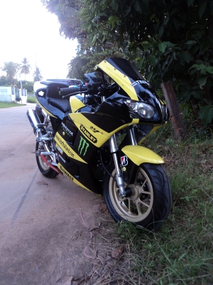 ขายแลกเทริน KSR ปี53 ลาย5.5 แต่งGP รถใหม่วิ่ง8,xxxโล คุ้มๆ