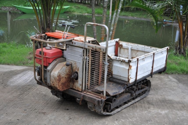 ขายรถบรรทุก ตีนตะขาบMITSUBISHI ดีเซล สวยเดิมจากญี่ปุ่น