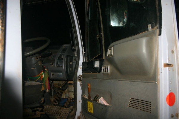 HINO FD 185 HP TURBO  HO7CTB หกล้อดั๊มพ์ ไฟฟ้า แอร์  !!! ลดจาก 810000 เหลือ 760000 ด่วน ๆๆๆๆๆ !!!!