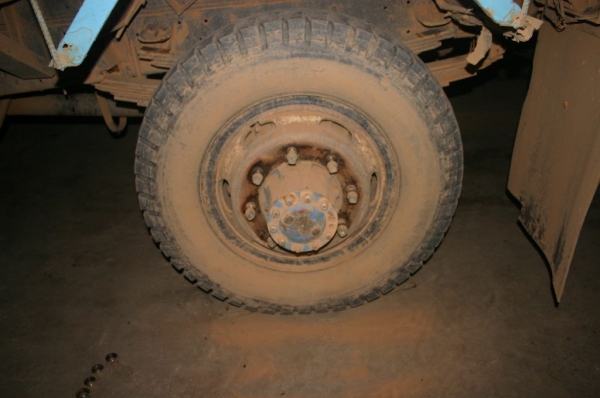 HINO FD 185 HP TURBO  HO7CTB หกล้อดั๊มพ์ ไฟฟ้า แอร์  !!! ลดจาก 810000 เหลือ 760000 ด่วน ๆๆๆๆๆ !!!!