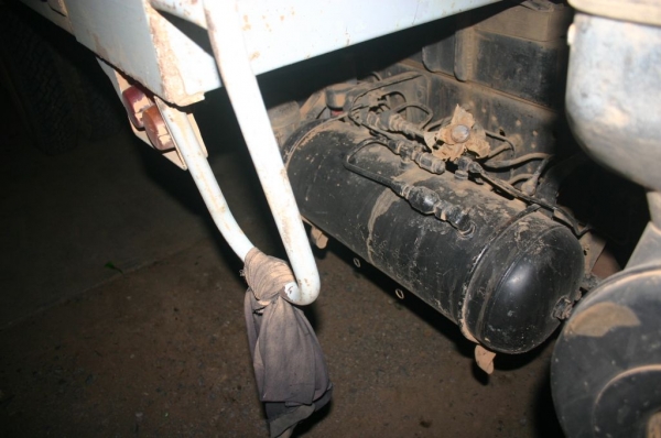 HINO FD 185 HP TURBO  HO7CTB หกล้อดั๊มพ์ ไฟฟ้า แอร์  !!! ลดจาก 810000 เหลือ 760000 ด่วน ๆๆๆๆๆ !!!!