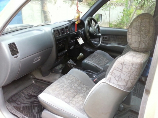 ขายด่วน รถโตโยต้า ไทเกอร์d4d abs รุ่นท็อป ปี2545 ขายด่วน รถโตโยต้า ไทเกอร์d4d abs รุ่นท็อป ปี2545